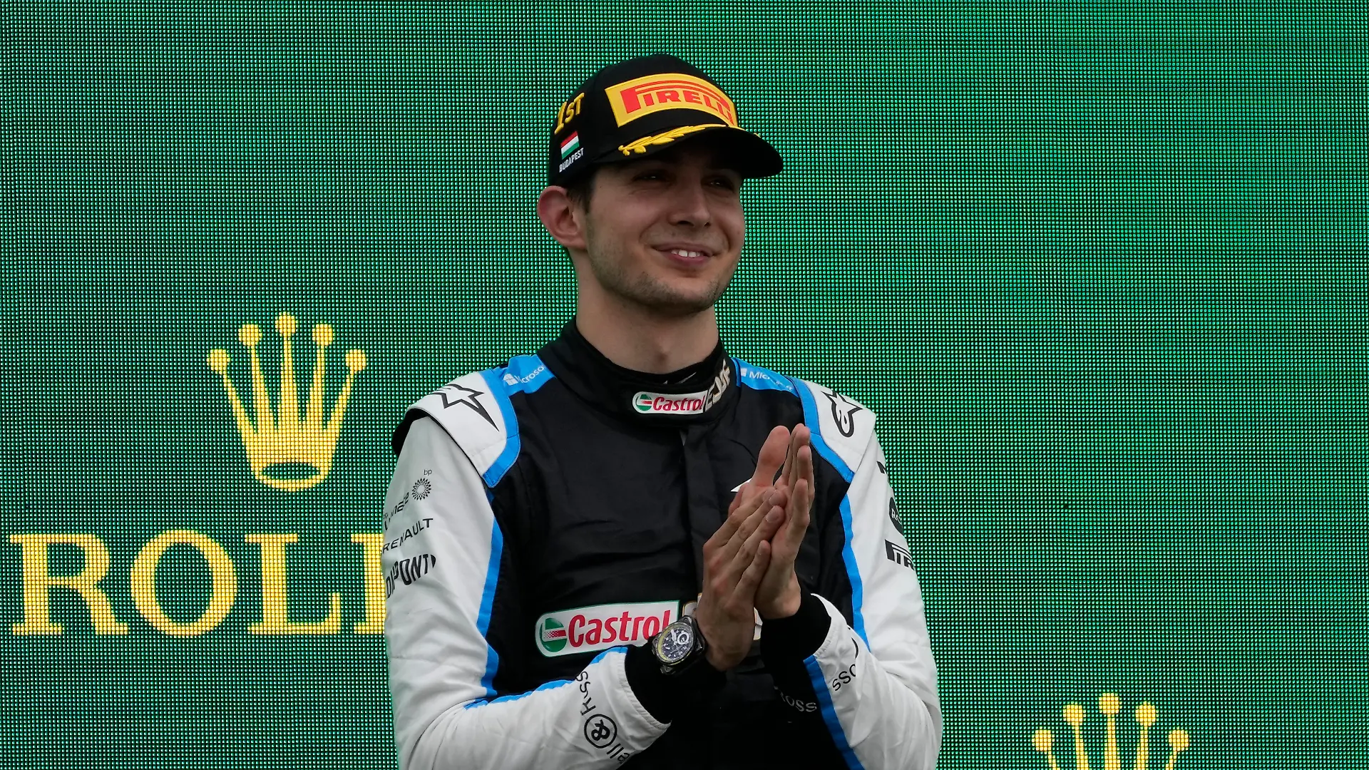 Esteban Ocon feiert 2021 in Ungarn seinen bislang einzigen Formel-1-Sieg.