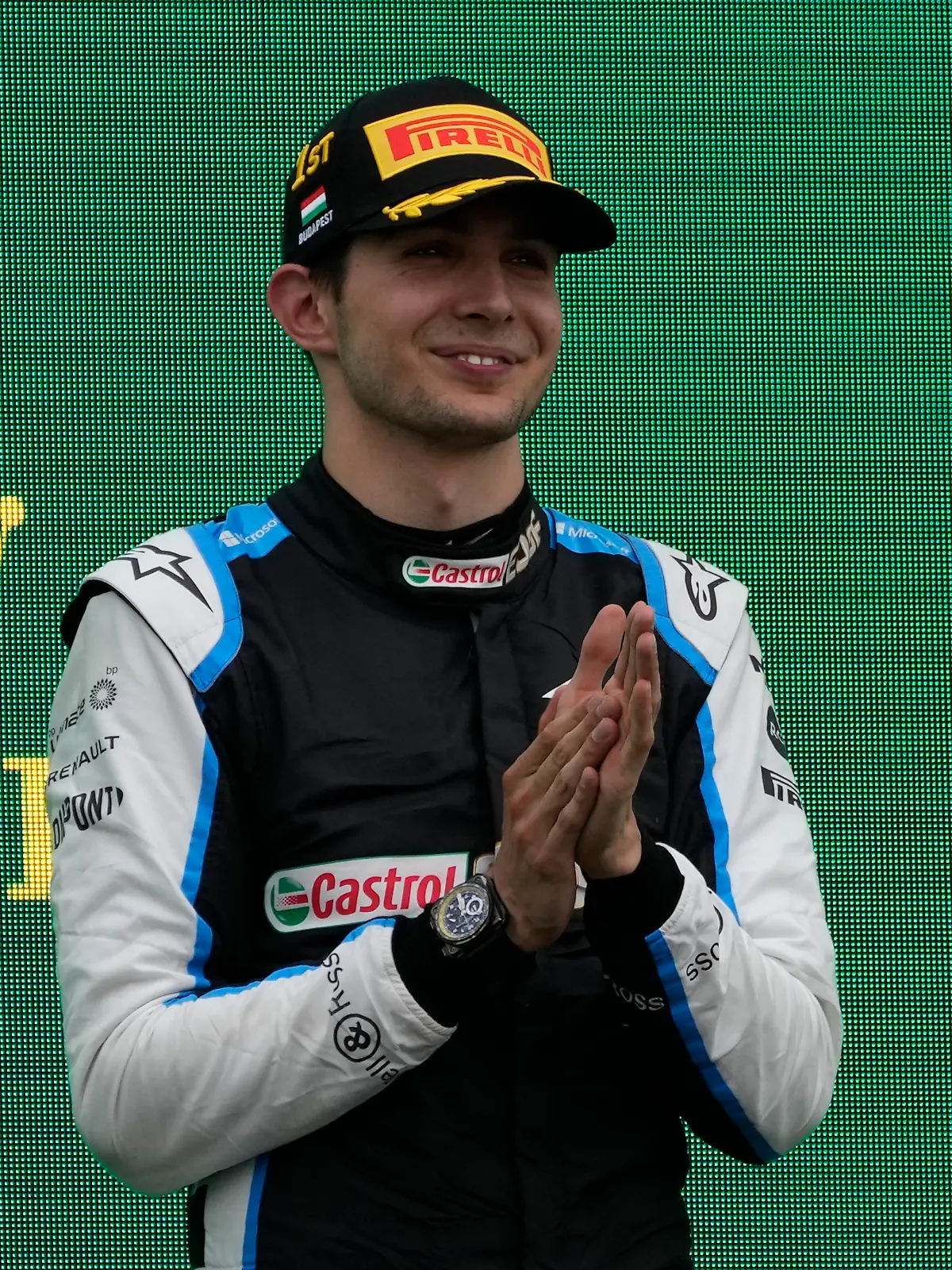 Esteban Ocon feiert 2021 in Ungarn seinen bislang einzigen Formel-1-Sieg.