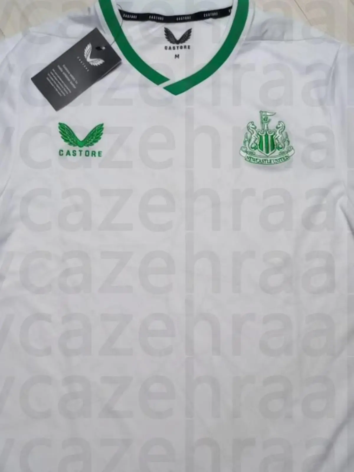 Das neue Trikot von Newcastle United.