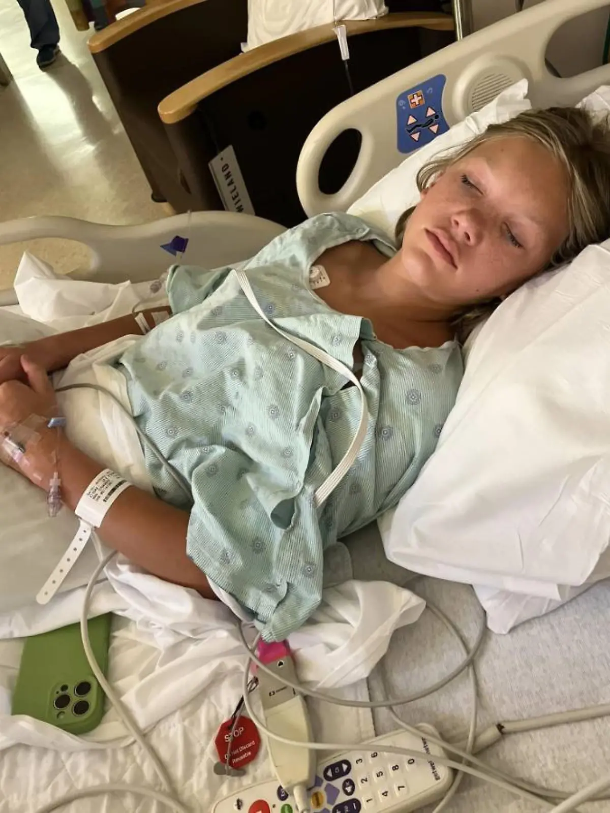 Nach einem harmlosen Sommertag am See musste Kelci Smith-Anthony ins Krankenhaus gebracht werden.