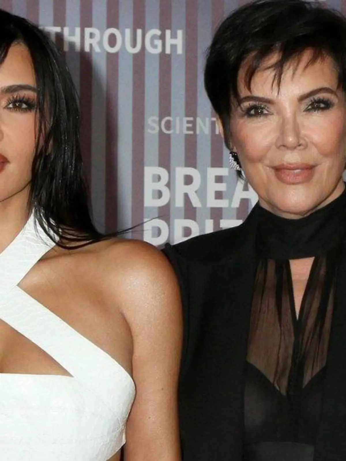 Kein Eierstock-Krebs bei Kardashians: Kris Jenners Tumor "gutartig"