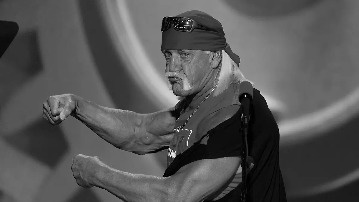 Auf der Bühne beim Parteitag der Republikaner ist Hulk Hogan ein bejubelter Stargast.