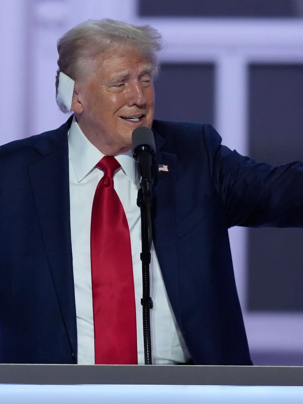 Bild zu: "Donald Trump sagt, er habe bei der Attacke etwas gelernt "