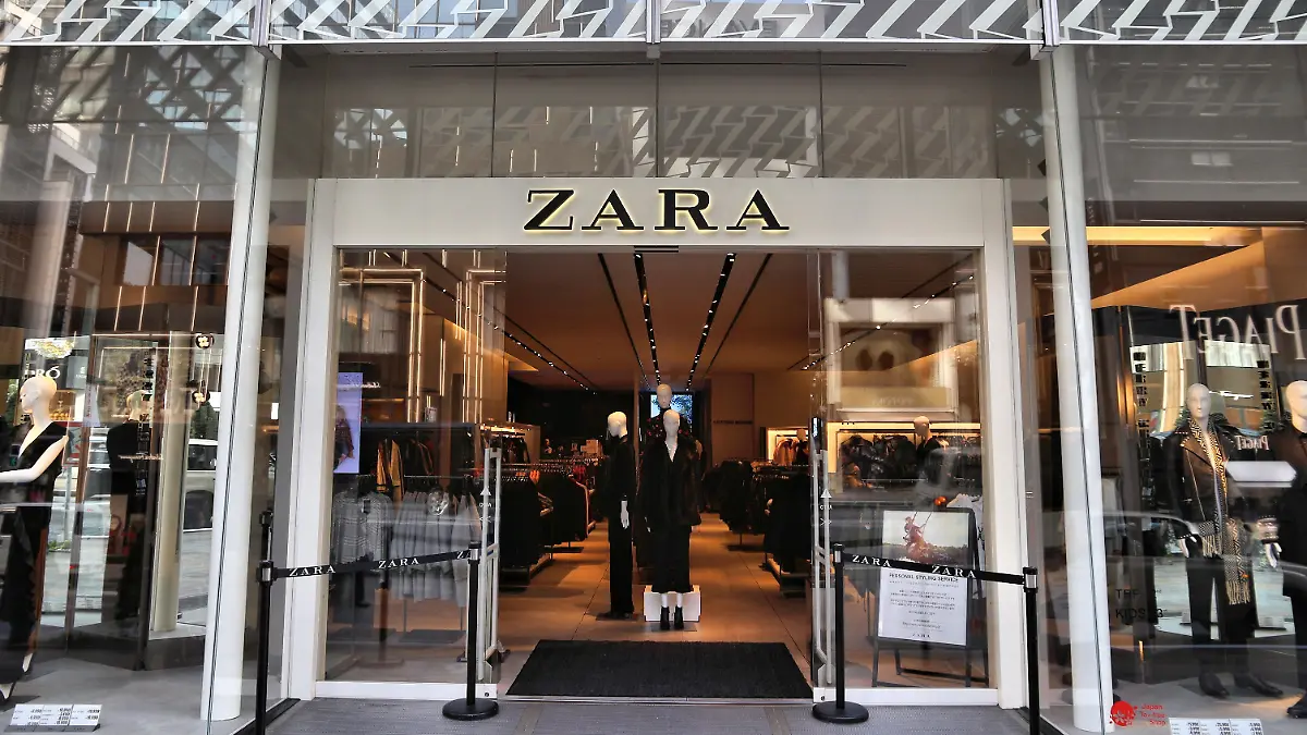 Zara casual fashion store in Ginza district of Tokyo, Japan. Ginza is a legendary shopping area in Chuo Ward of Tokyo.