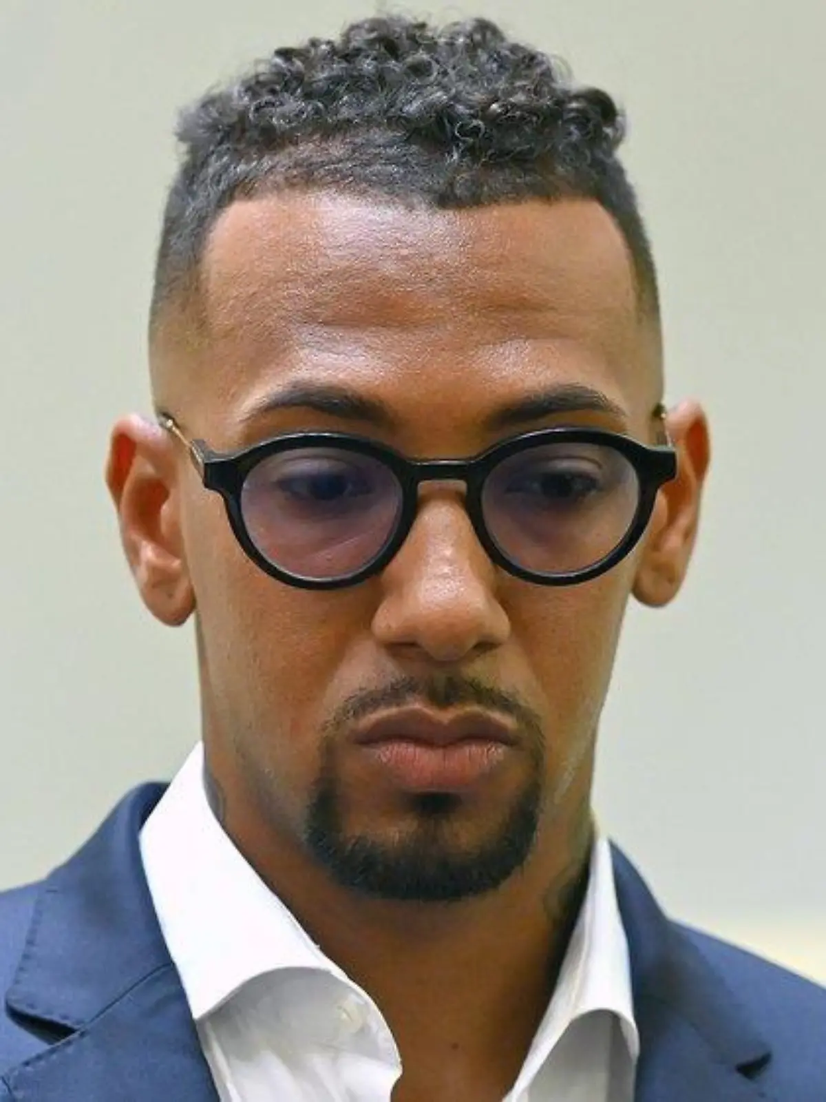 Jérôme Boateng zu Geldstrafe unter Vorbehalt verwarnt