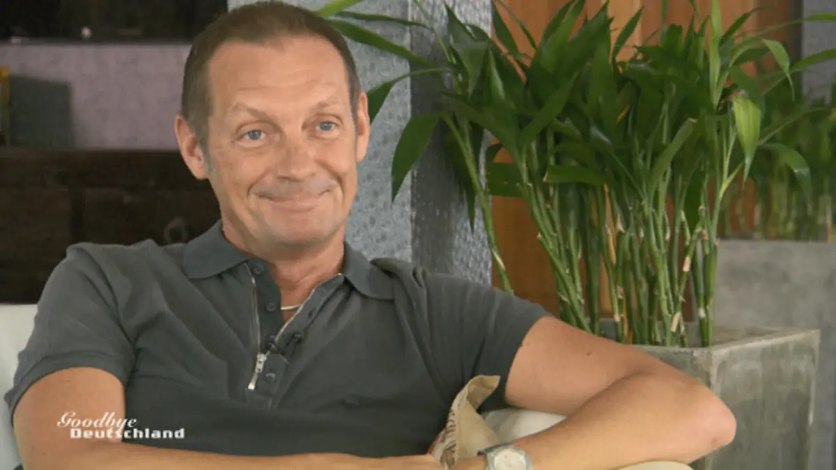 2001 war Harry einer der ersten Barbesitzer Lebt schon lange auf Phuket