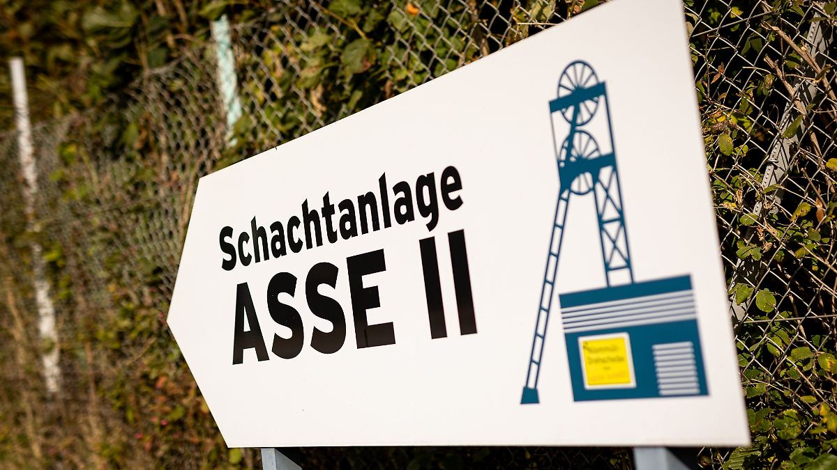 Zeitung-Anwohner-gegen-Land-Verkauf-f-r-Zwischenlager