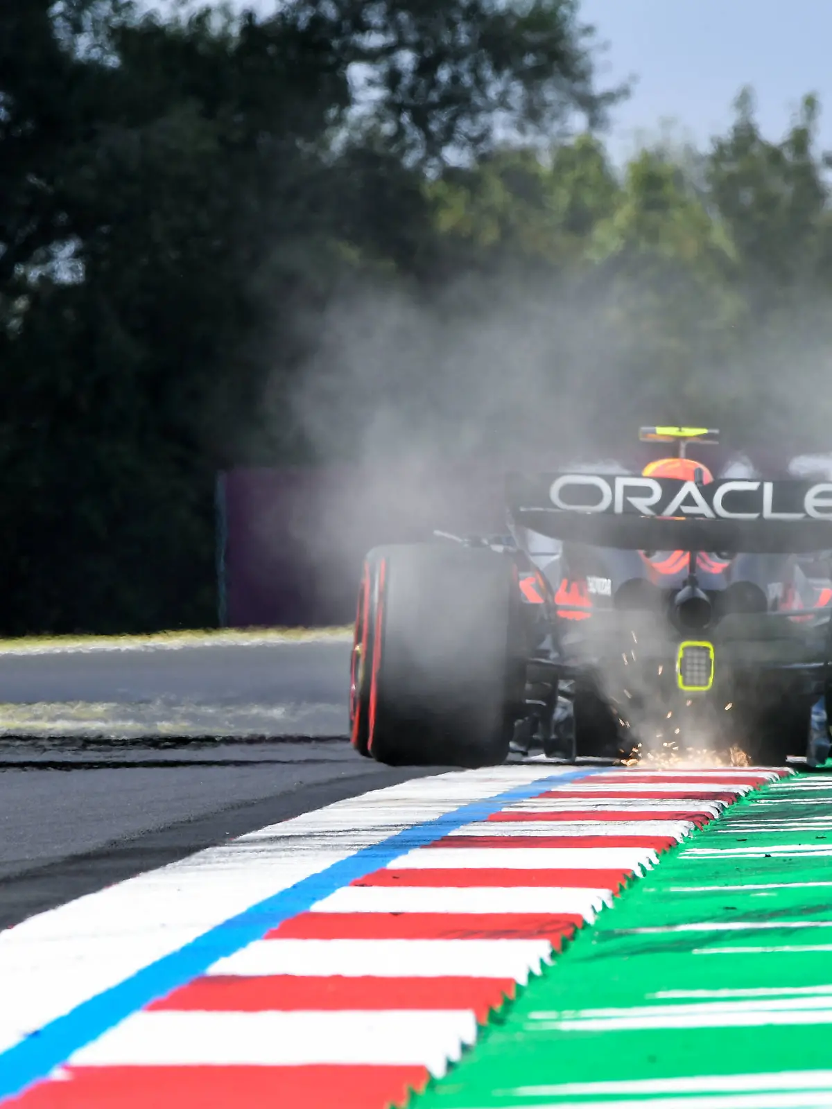 Bild zu: "Doppelsieg McLaren! Norris schenkt Piastri den Sieg"