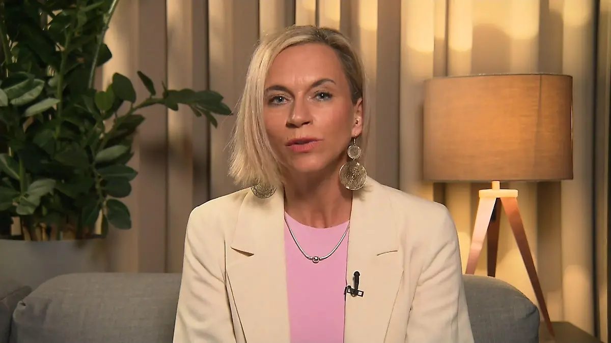 Neue Details zu Heinz Hoenigs Gesundheitszustand Annika Kärsten-Hoenig bleibt stark