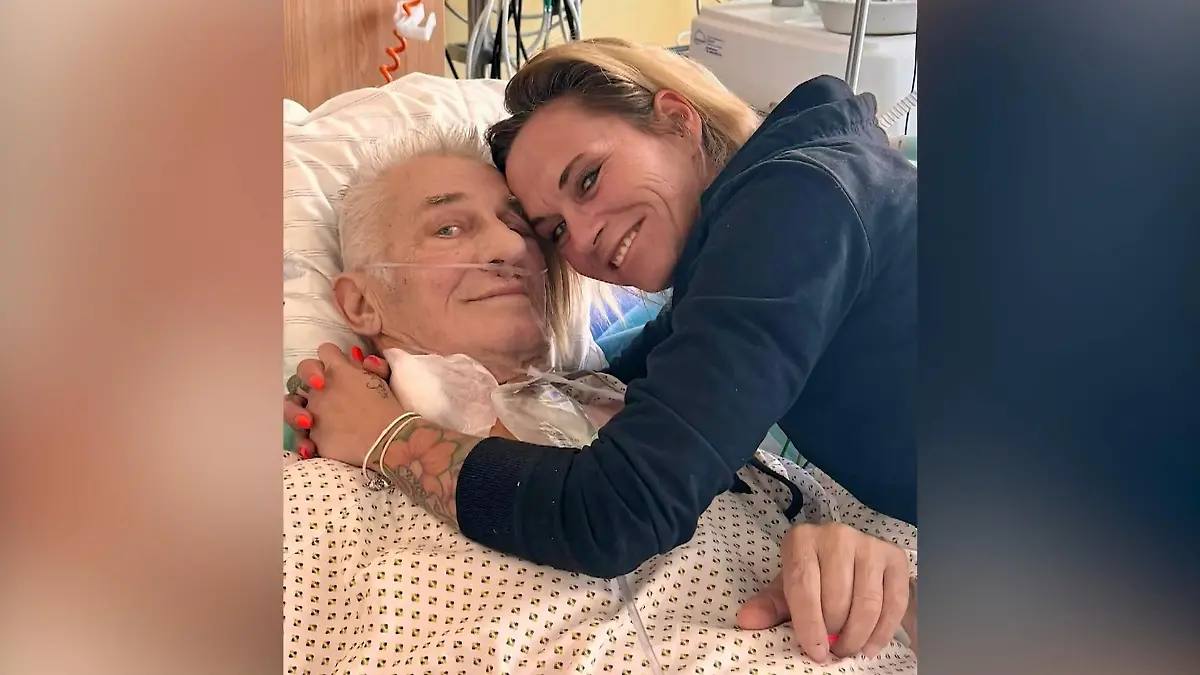 Heinz Hoenig und Annika Kärsten-Hoenig im Krankenhaus