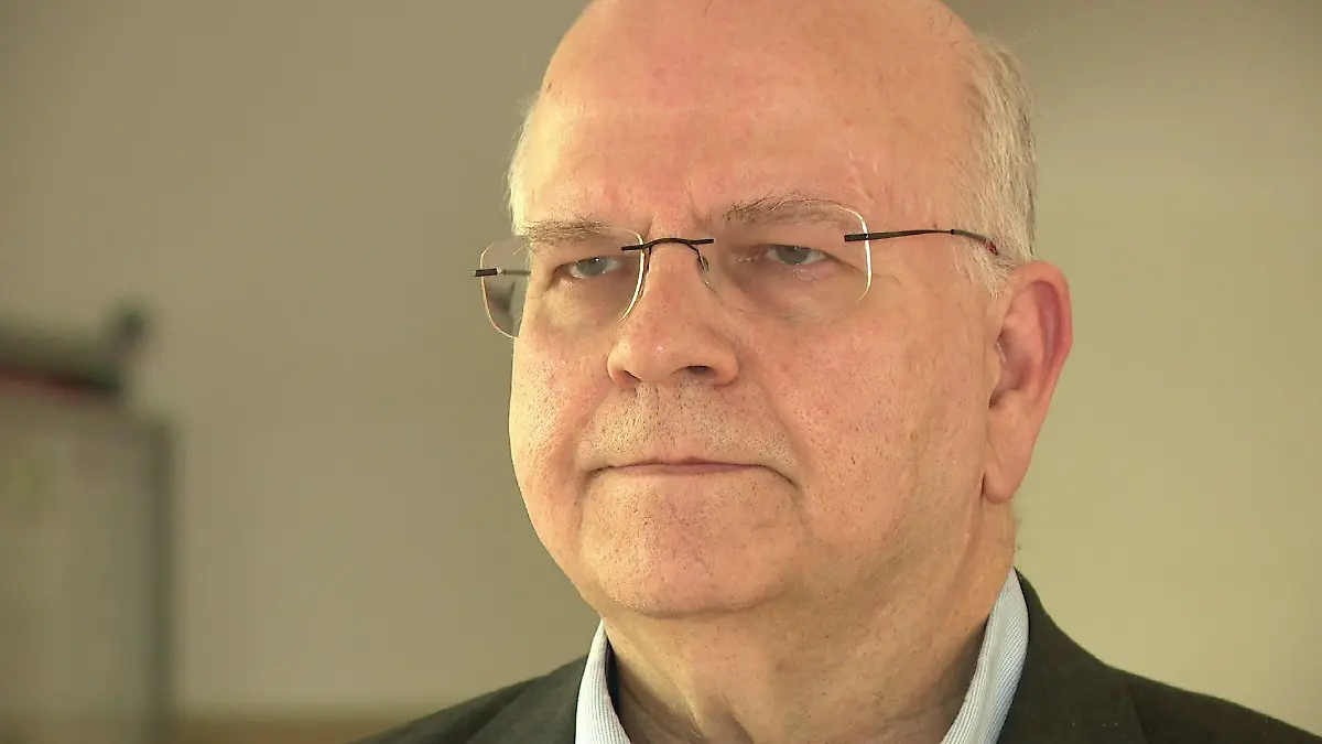 Lothar Hesse, Schulleiter des Don-Bosco-Gymnasiums in Essen