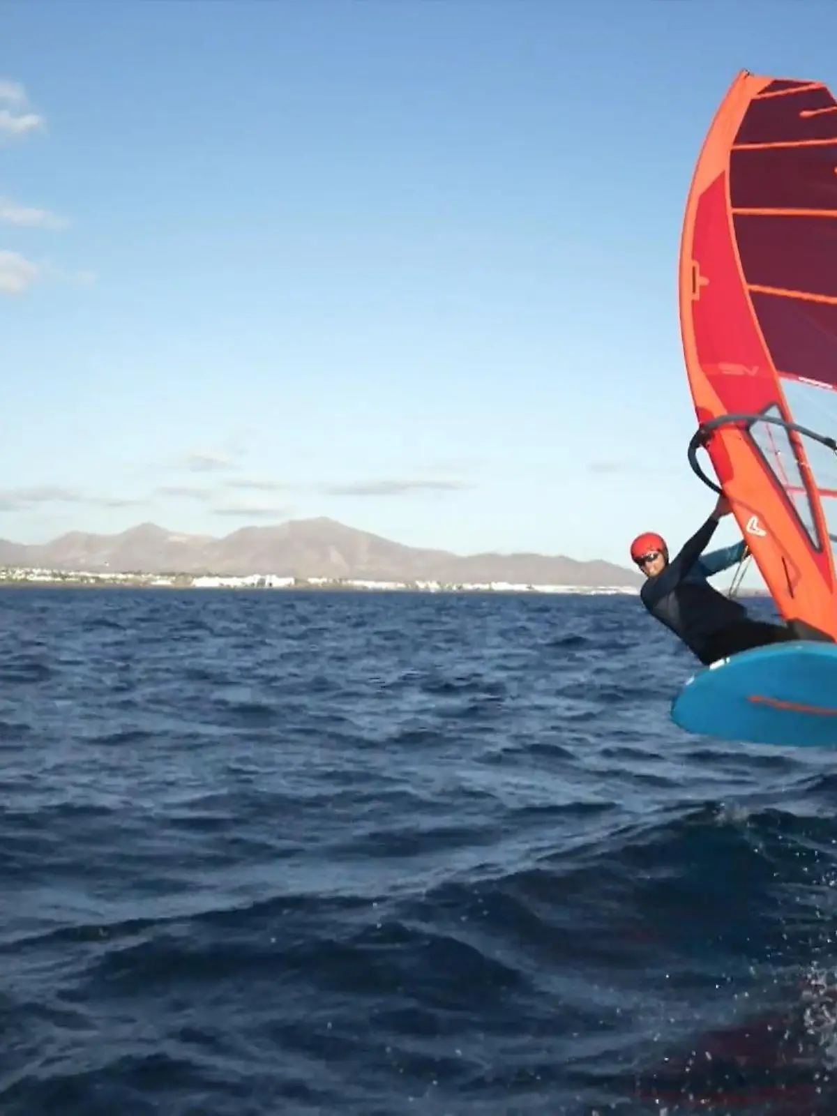 Bild zu: "Windsurfer Sebastian Kördel will aufs Treppchen"