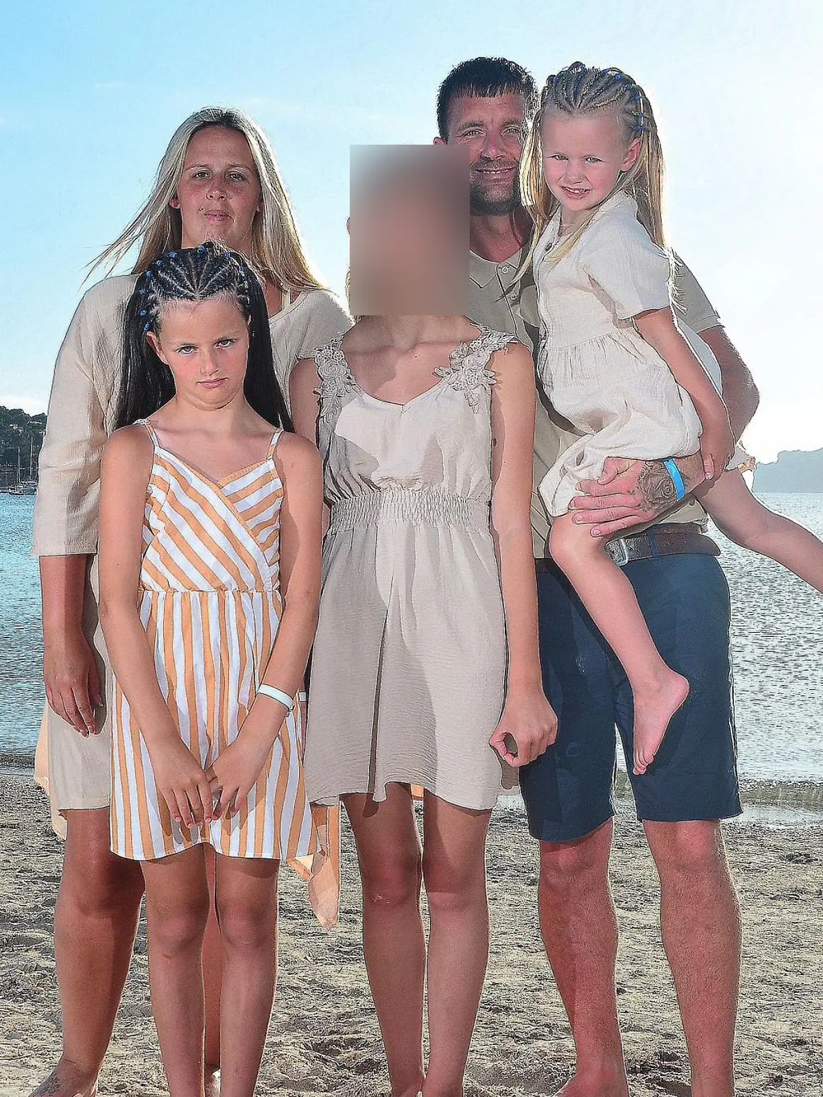 Poppie und ihre Familie im gemeinsamen Urlaub.