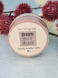 Dream Matte Mousse Foundation von Maybelline