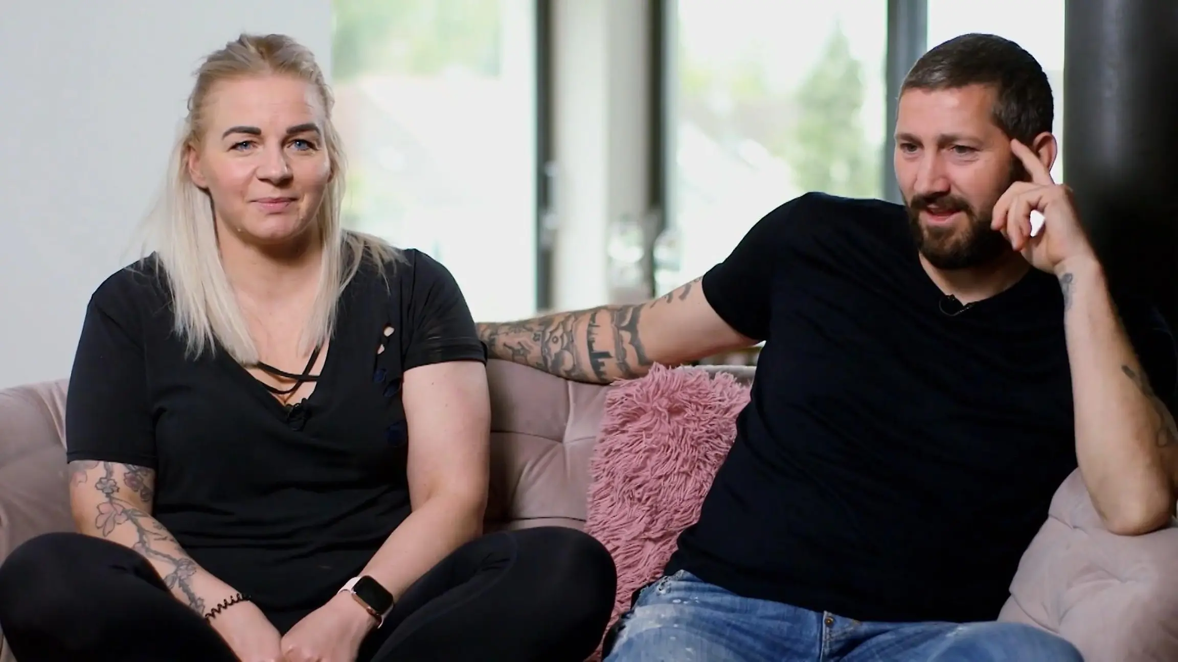 Sascha und Ivonne Mölders wagen sich ins Sommerhaus Alles begann mit Fußball