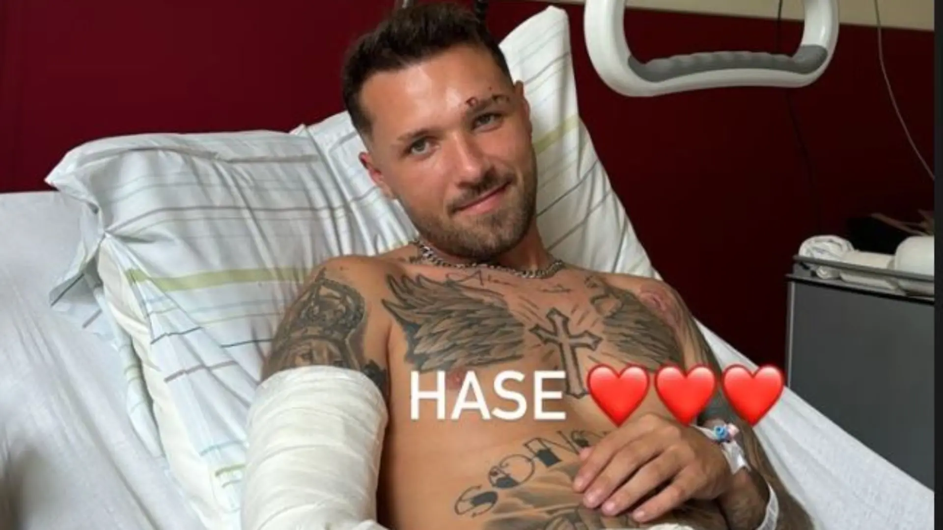Chiara Antonellas Freund Wladi im Krankenhausbett. 