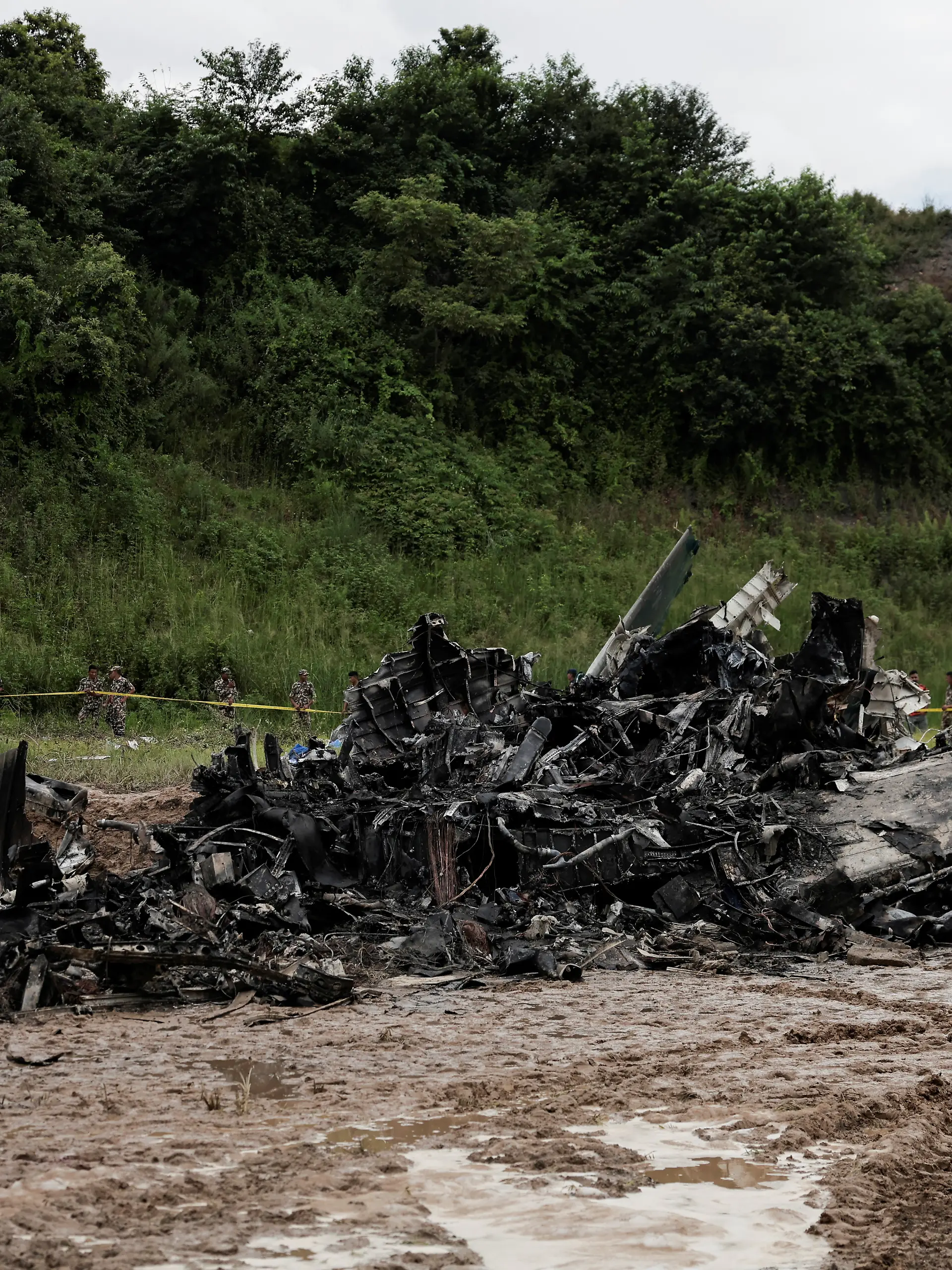 Ein Flugzeugwrack.