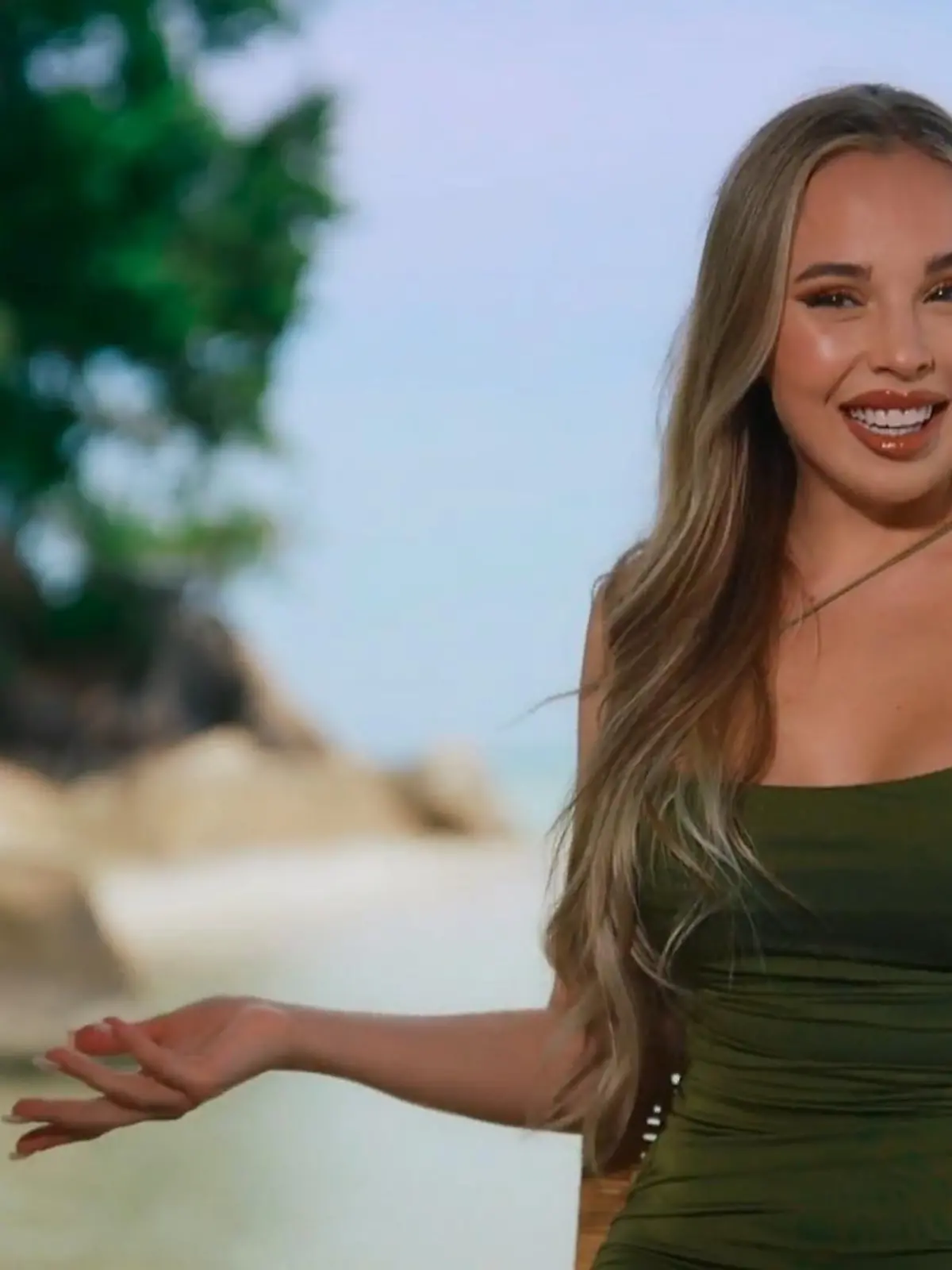 Bild zu: "In Sachen Tattoos gibt's für Anastasia keine Grenzen"