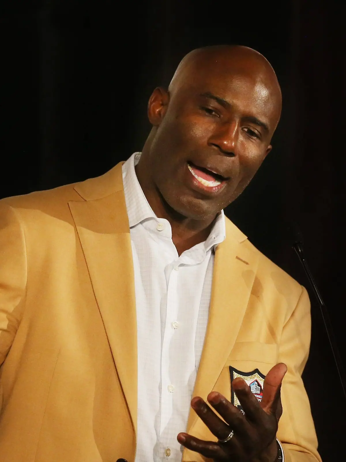 Syndication: The Courier-Journal, Terrell Davis, former Denver Bronco running-back, spoke at They re Off Luncheon, the official corporate kick-off of the 2022 Kentucky Derby Festival.April 22, 2022
