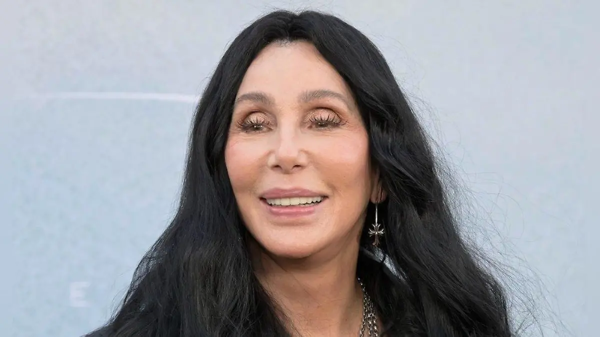 Cher bringt Memoiren mit zwei Teilen heraus