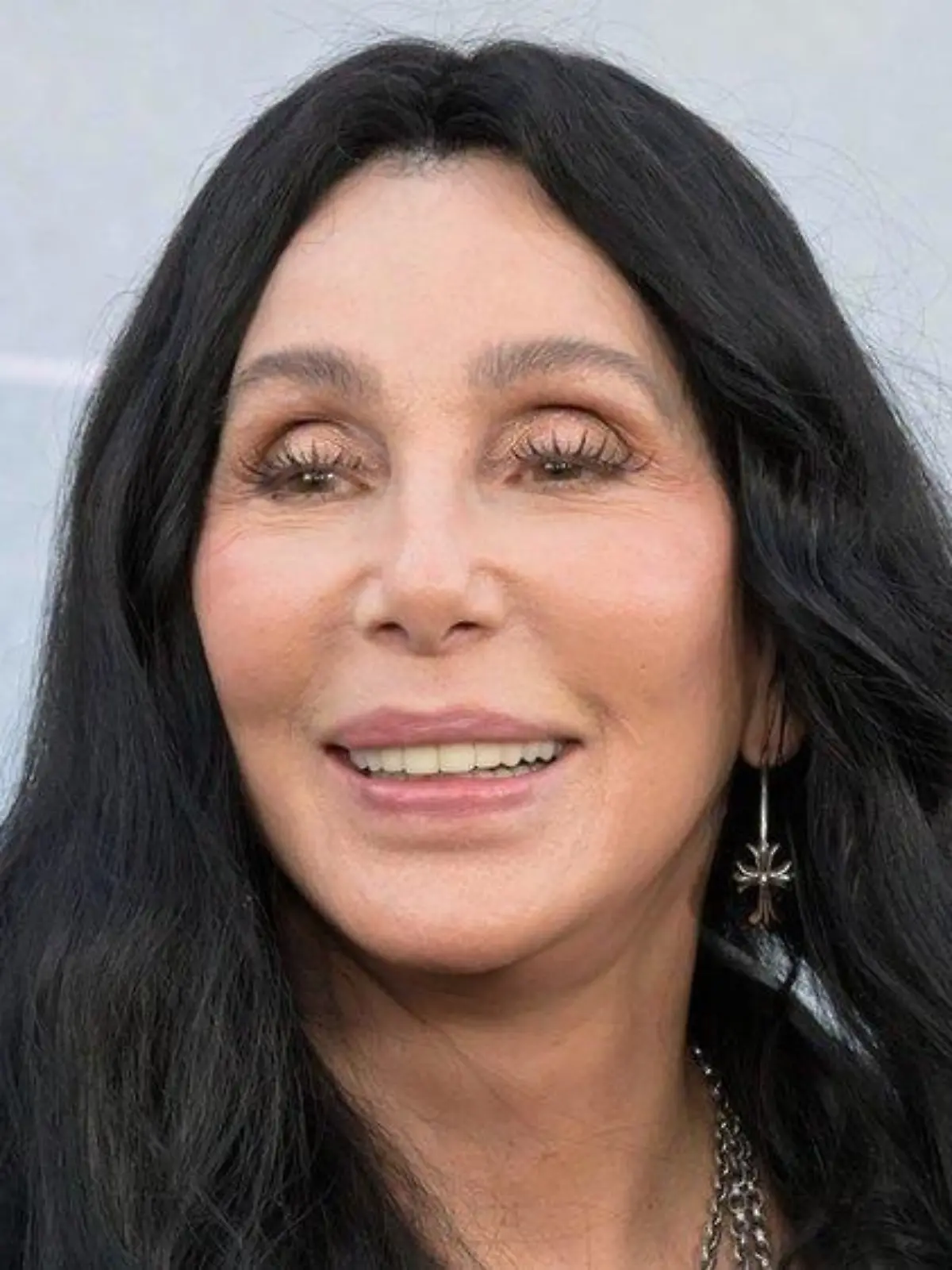 Cher bringt Memoiren mit zwei Teilen heraus