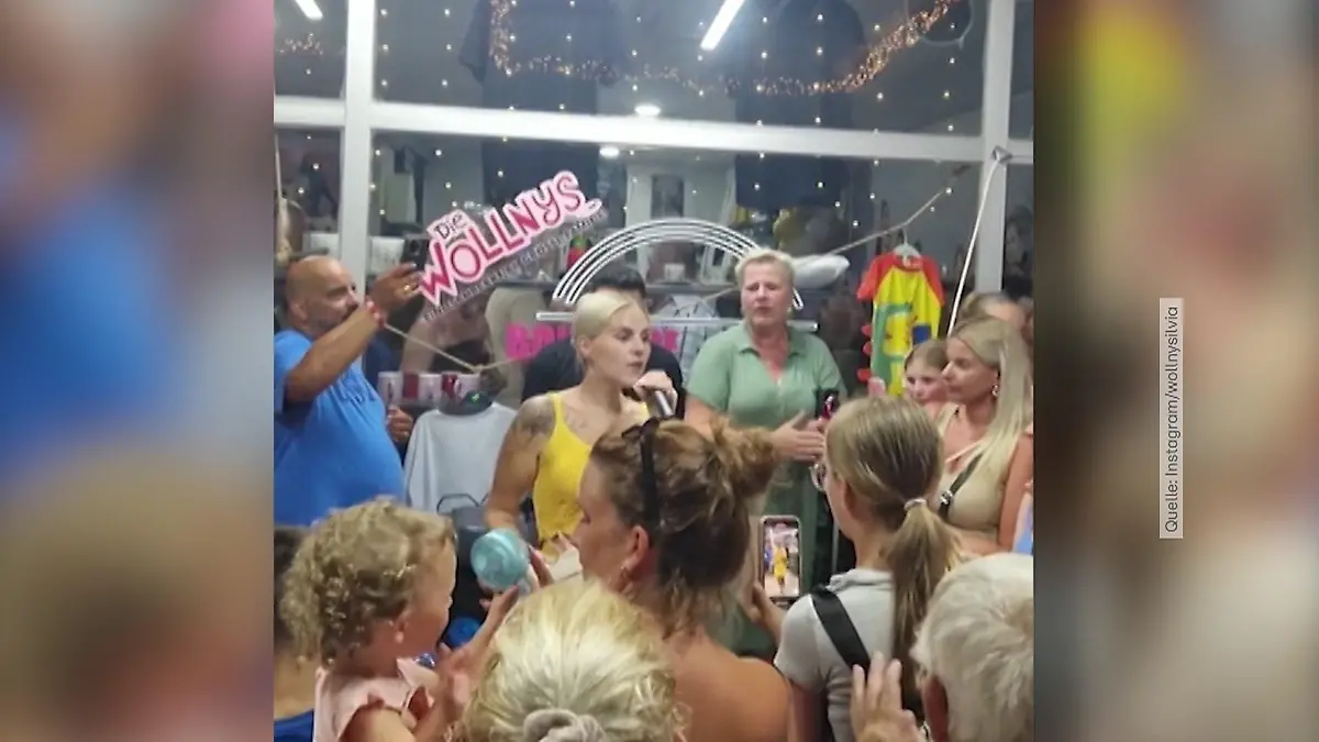 Hier macht Estefania Familienoberhaupt Silvia mächtig stolz Auftritt in der Wollny-Boutique