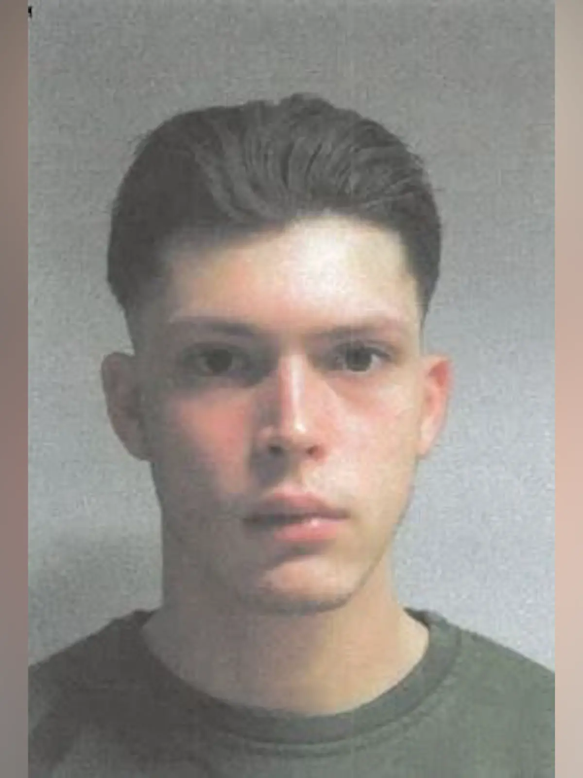Wer hat den 26-Jährigen gesehen? Er floh aus dem Maßregelvollzug