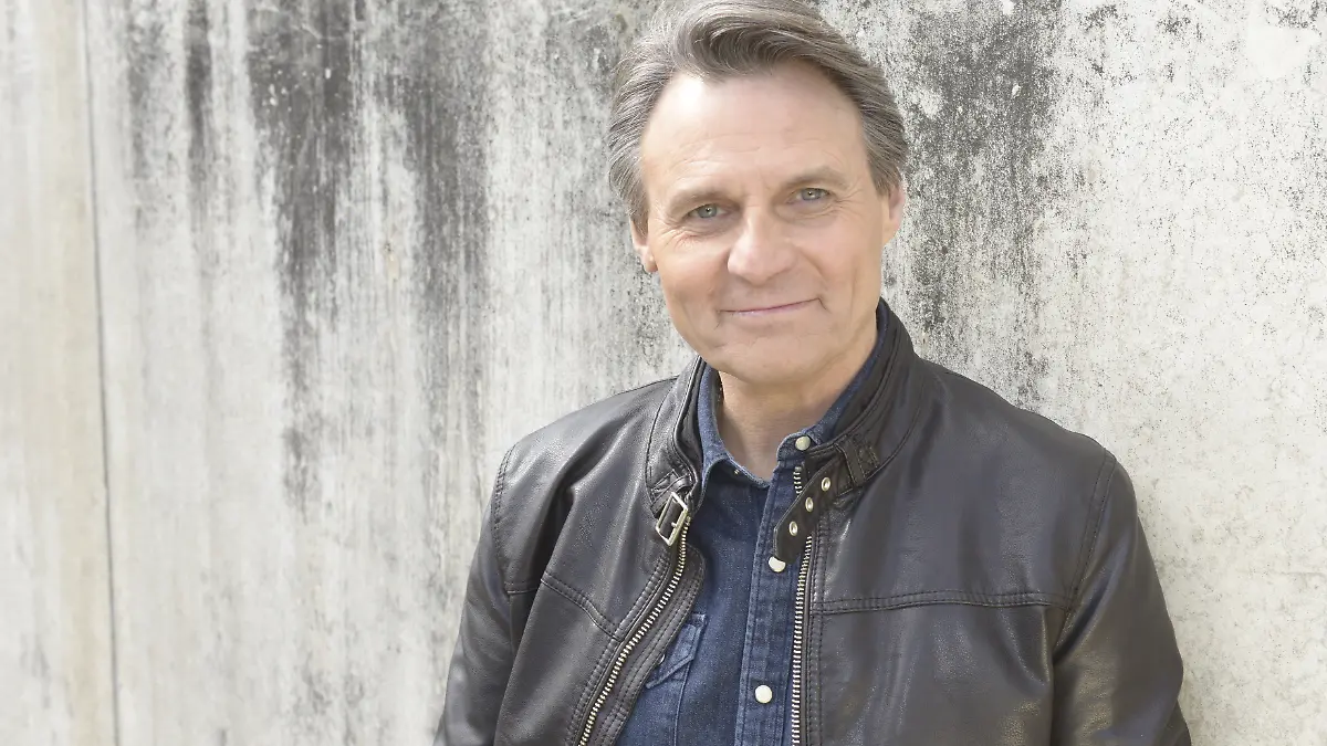 Wolfgang Bahro erzählt im Podcast jetzt von einem sehr unschönen Erlebnis.