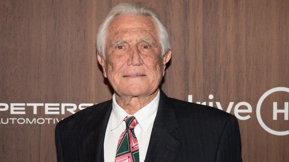 Ehemaliger 007-Darsteller George Lazenby geht in Rente