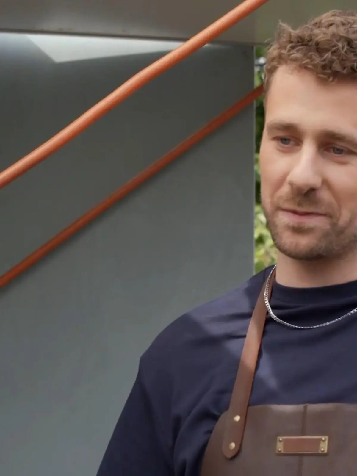 AWZ: Tom fragt Imani nach einem Date