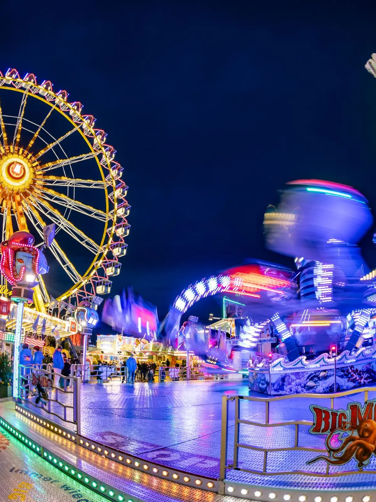 Bild zu: "Gewinnt Dompakete im Wert von 200 Euro"