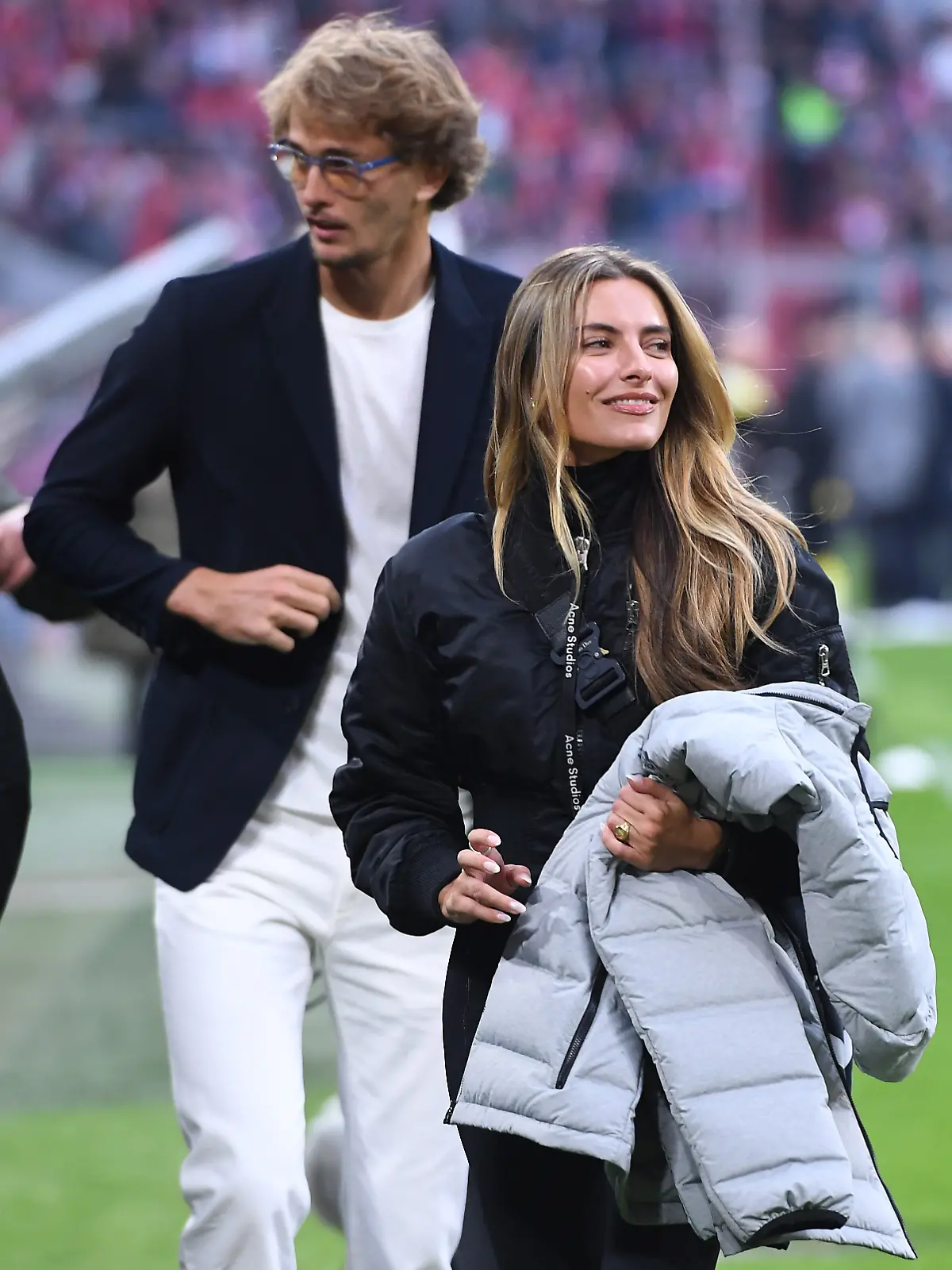 Alexander Zverev und Sophia Thomalla in der Allianz Arena.