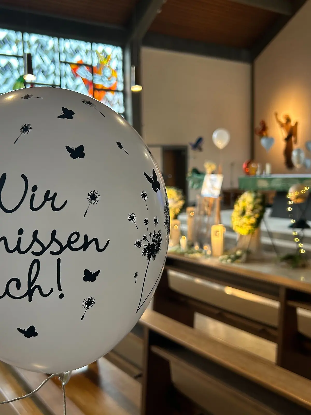 Bild zu: "Stilles Gedenken für toten Arian (6) in Bremervörde: „Die Trauer ist riesengroß”"