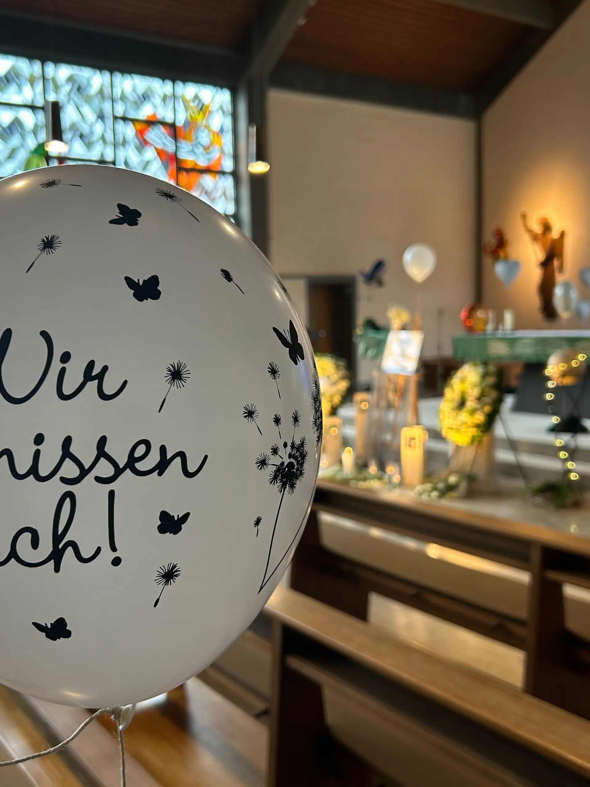 Bild zu: "Stilles Gedenken für toten Arian (6) in Bremervörde: „Die Trauer ist riesengroß”"