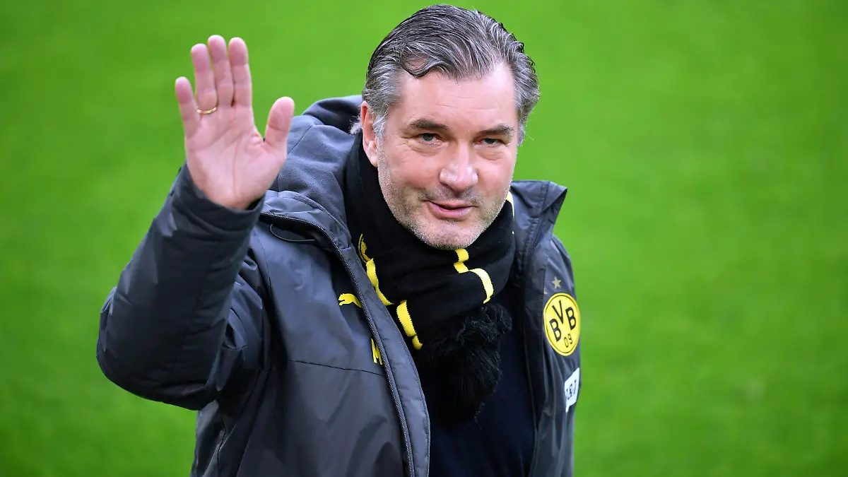 ZORC Michael Sportdirektor Team BVB Fussball Bundesliga Saison 2020-2021 Spiel BVB - FC Augsburg am 30. Januar in Dortmund DFL REGULATIONS PROHIBIT ANY USE OF PHOTOGRAPHS as IMAGE SEQUENCES and/or QUASI-VIDEO