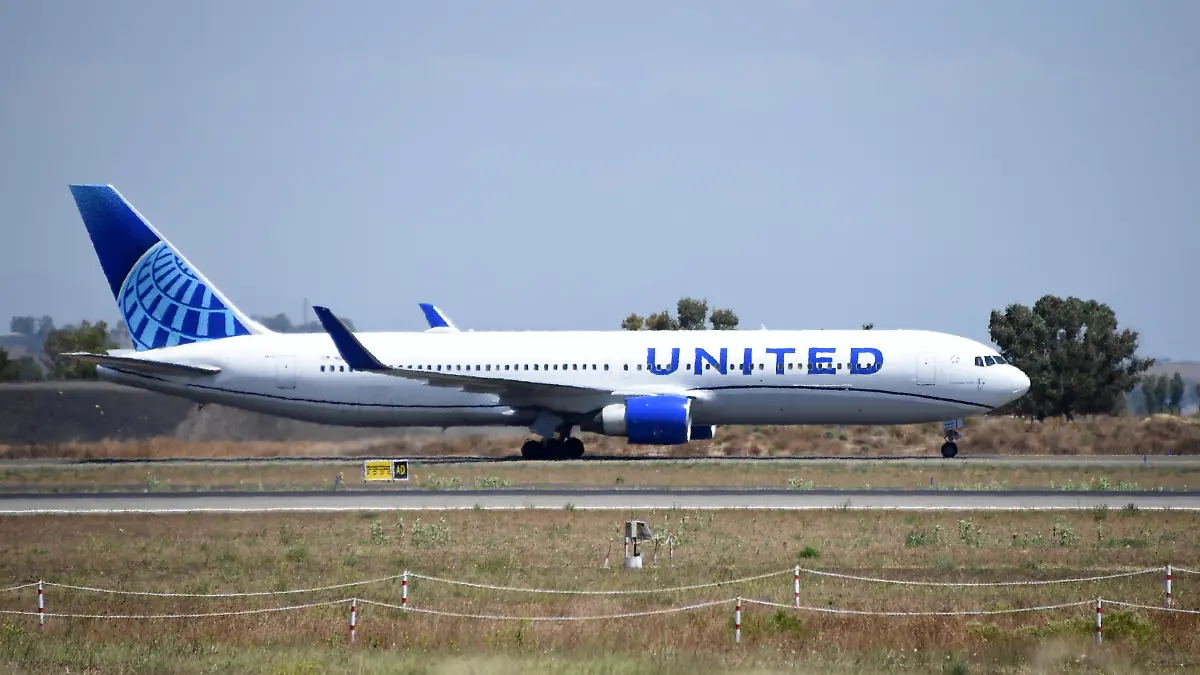 United Airlines Symbolfoto.jpg
