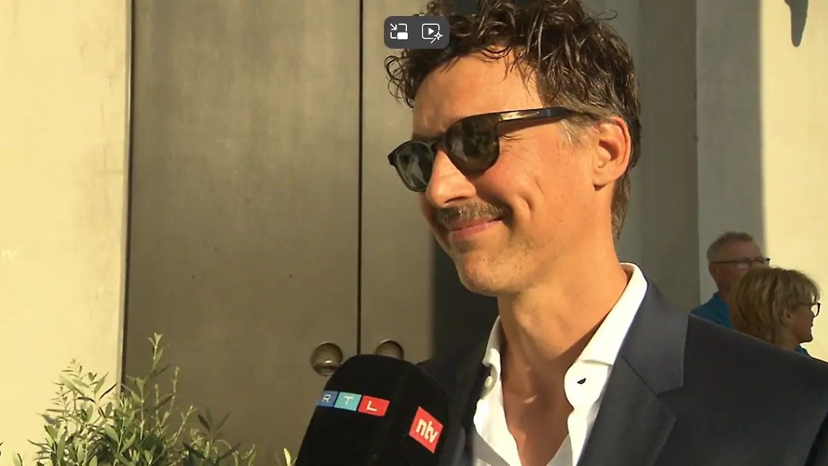 Bei dieser Frage gerät Florian David Fitz ins Schwitzen