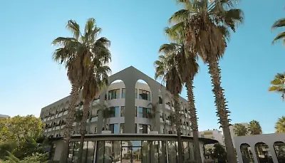 All-inclusive-Urlaub im Flower Hotel***** inkl. Flüge (pro Person / sieben Nächte)