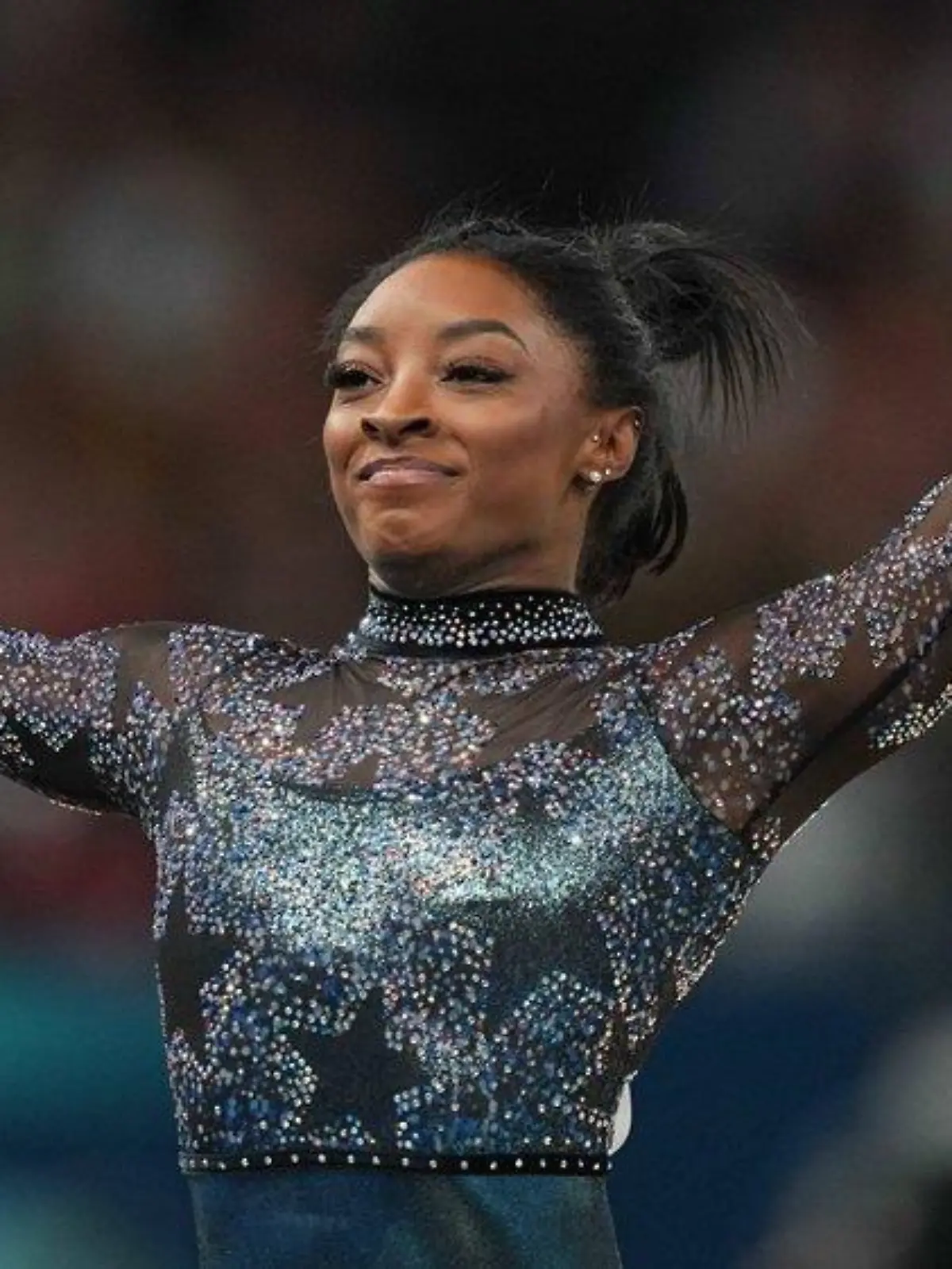Auch die Stars jubeln mit: Simone Biles begeistert in Olympia