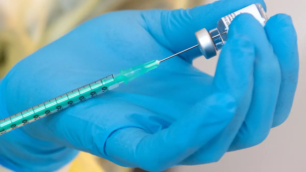 Die mRNA-Technologie hat zur Entwicklung von Coronaimpfstoffen im Rekordtempo beigetragen (Archivbild)