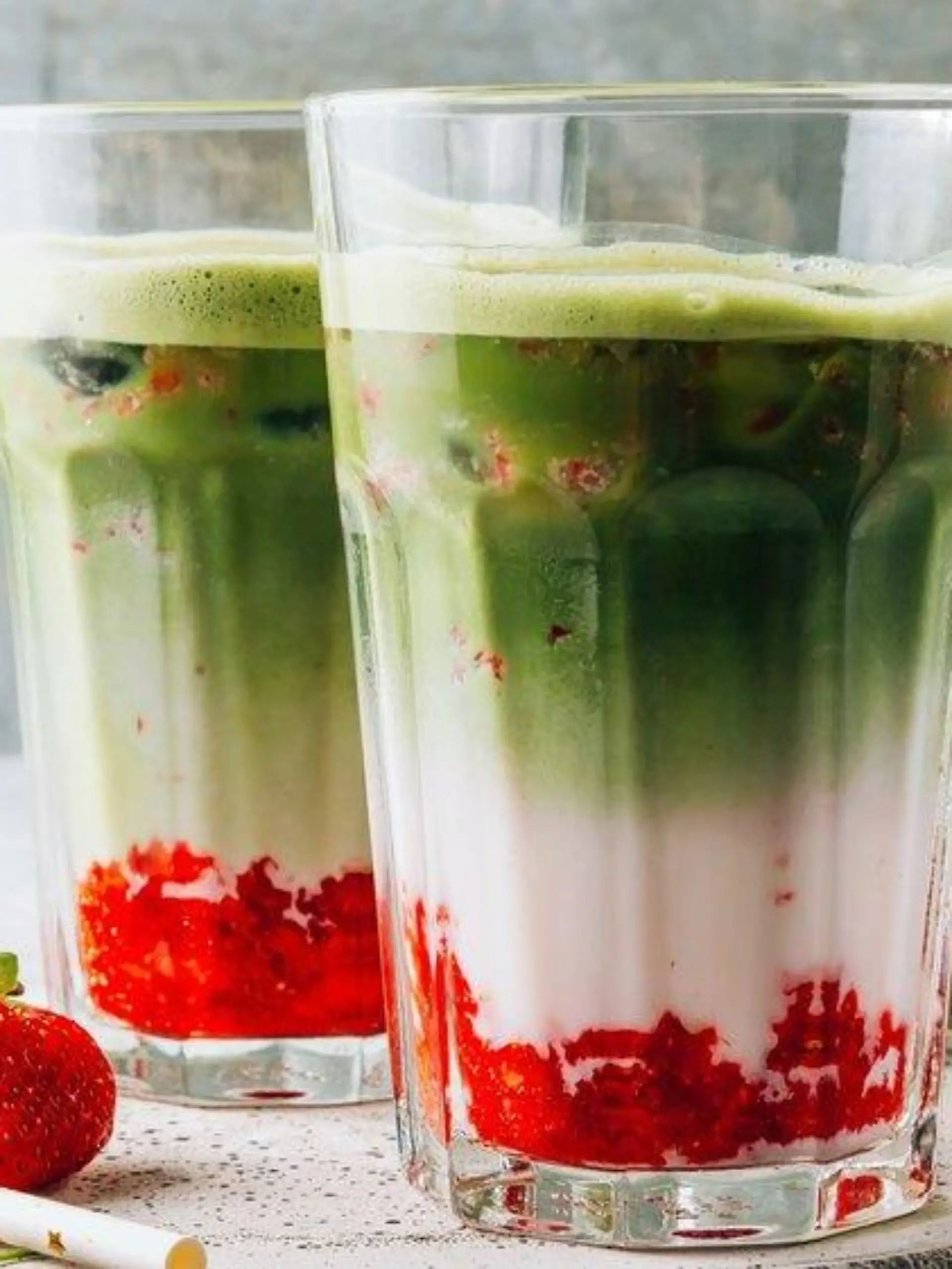 Erdbeer-Matcha und mehr: Das sind die Trendgetränke des Sommers