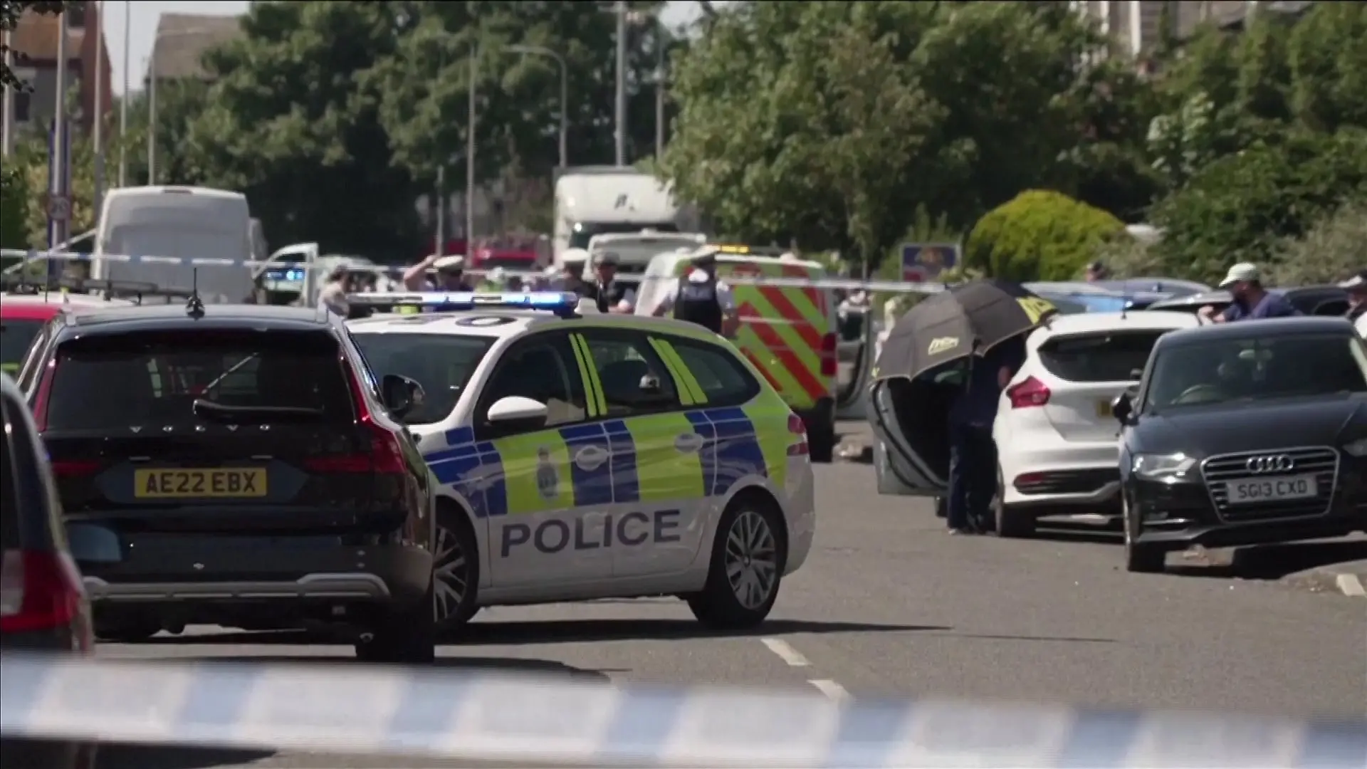 In der englischen Stadt Southport hat ein Mann mutmaßlich acht Menschen mit einem Messer verletzt, darunter auch Kinder. 