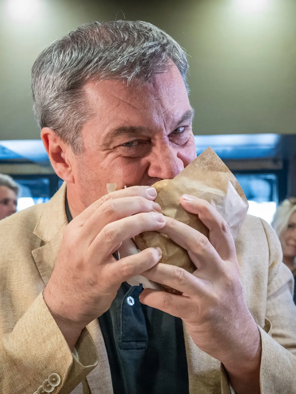 Bild zu: "Auf einen Döner mit Markus Söder "