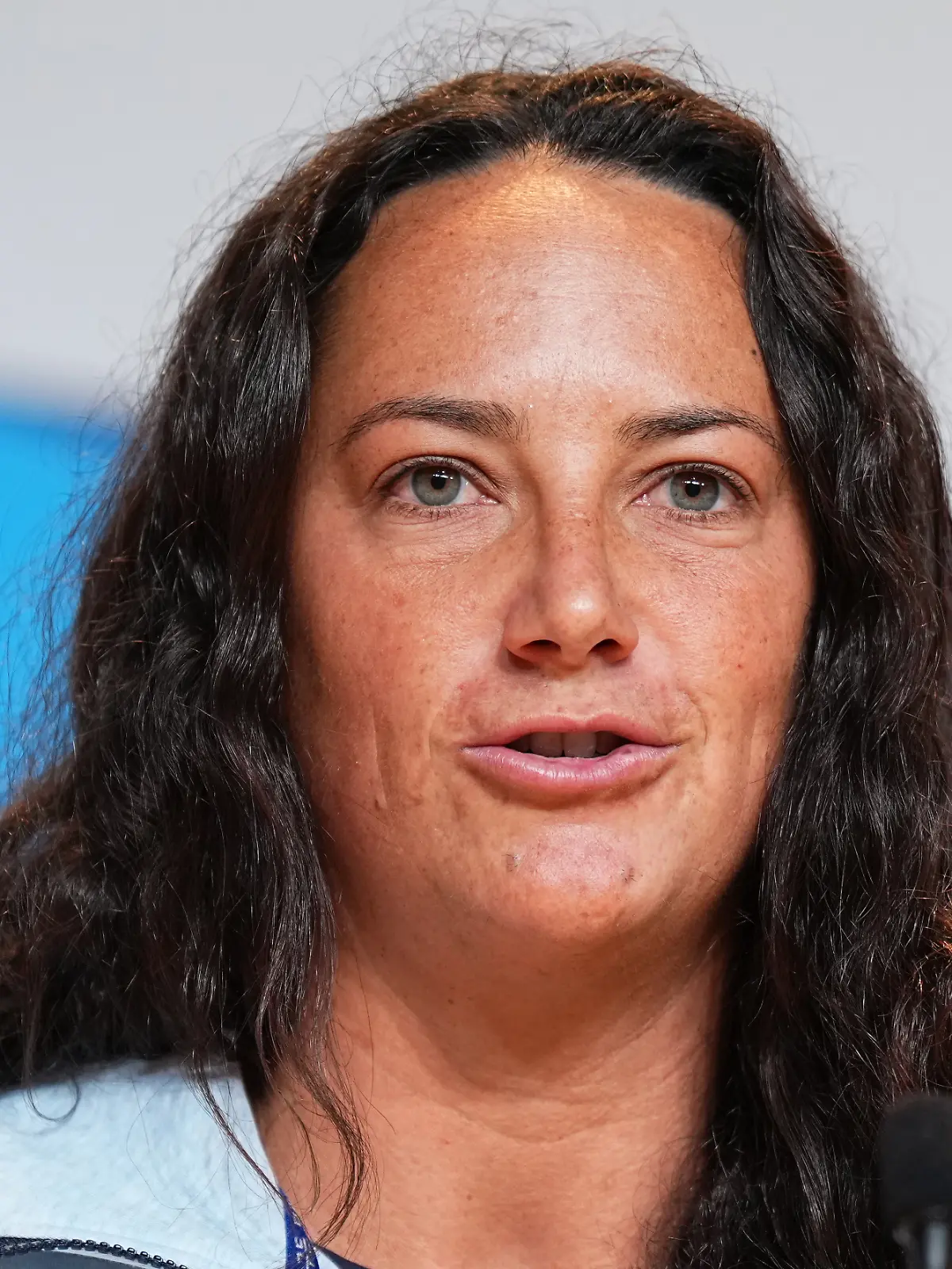 Vor den Olympischen Sommerspielen, Olympia Paris 2024, Pressekonferenz des Weltverbands vor den olympischen Wettbewerben. Wasserballspielerin Maggie Steffens aus den USA nimmt an der Pressekonferenz teil.