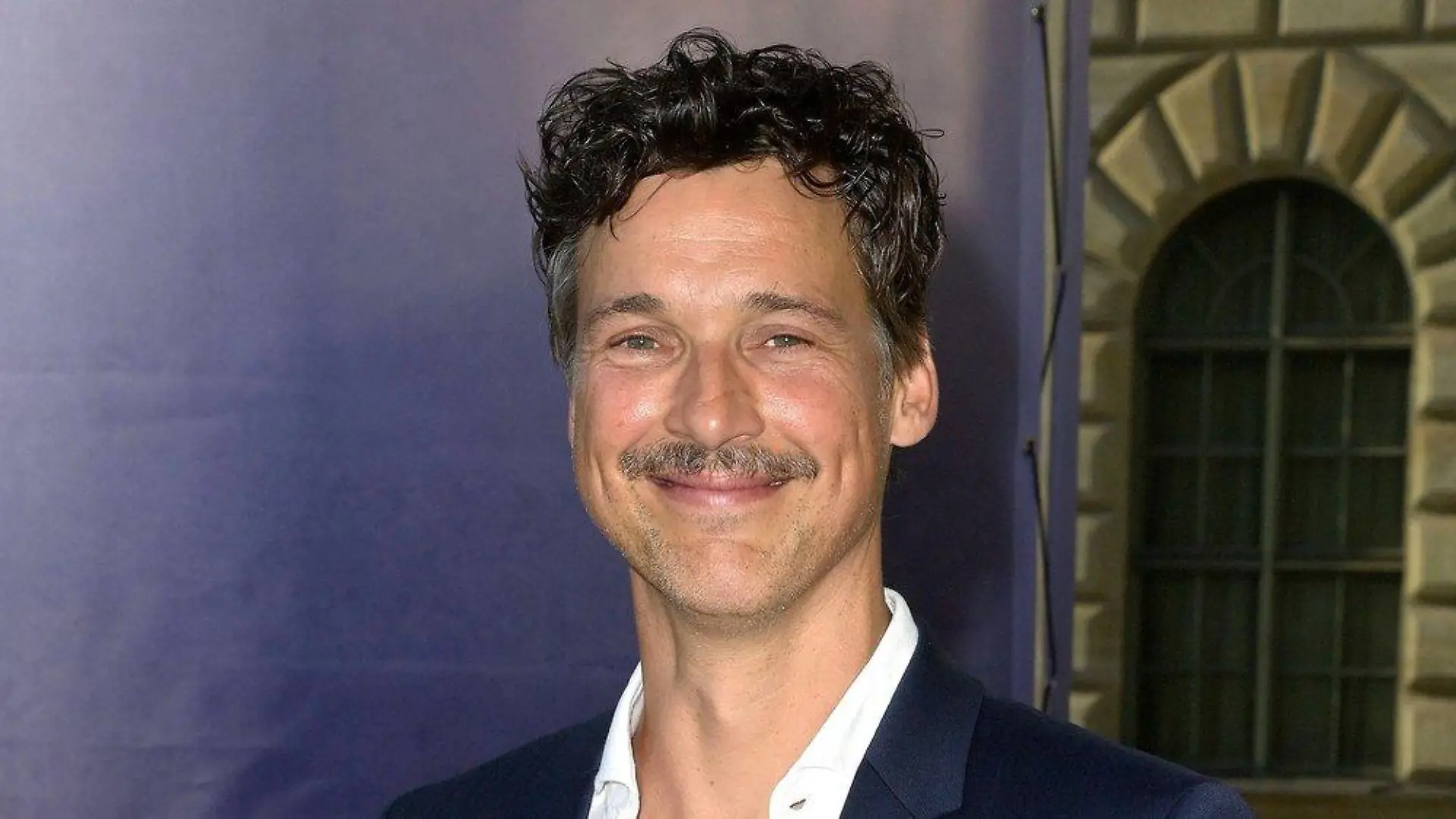 Florian David Fitz: "Bad Taste Party" zum 50. Geburtstag
