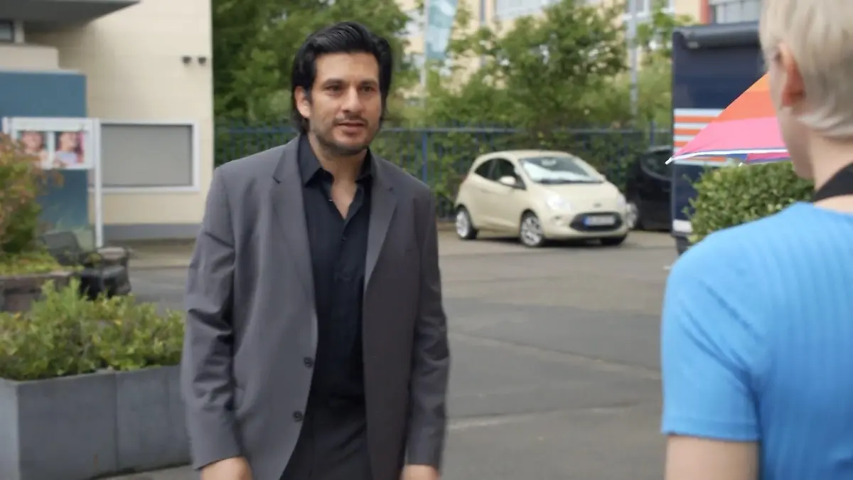 Die AWZ-Wochenvorschau (Teil 3): Maximilian bietet Kim seine Hilfe an