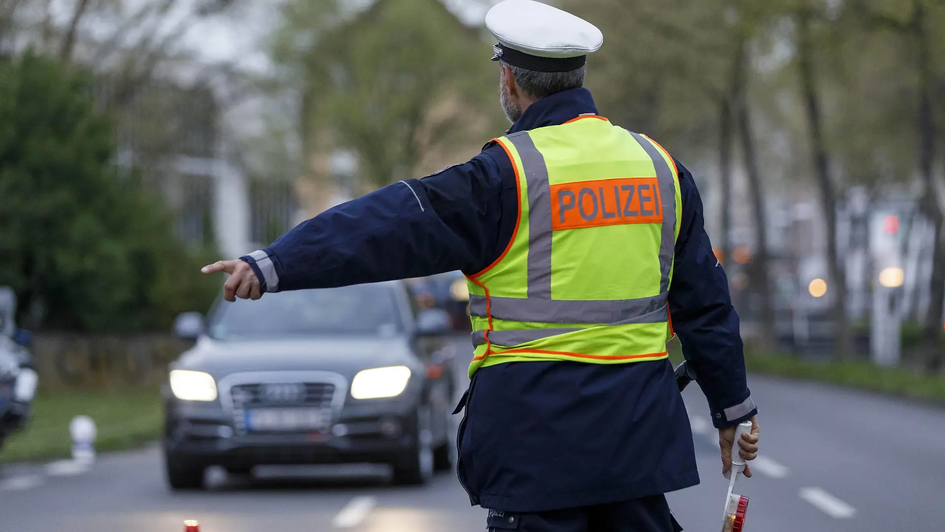 Schwerpunkt-Kontrolle der Polizei Köln auf der Luxemburger Straße. Köln, 05.04.2017 Foto:xC.xHardtx/xFuturexImage