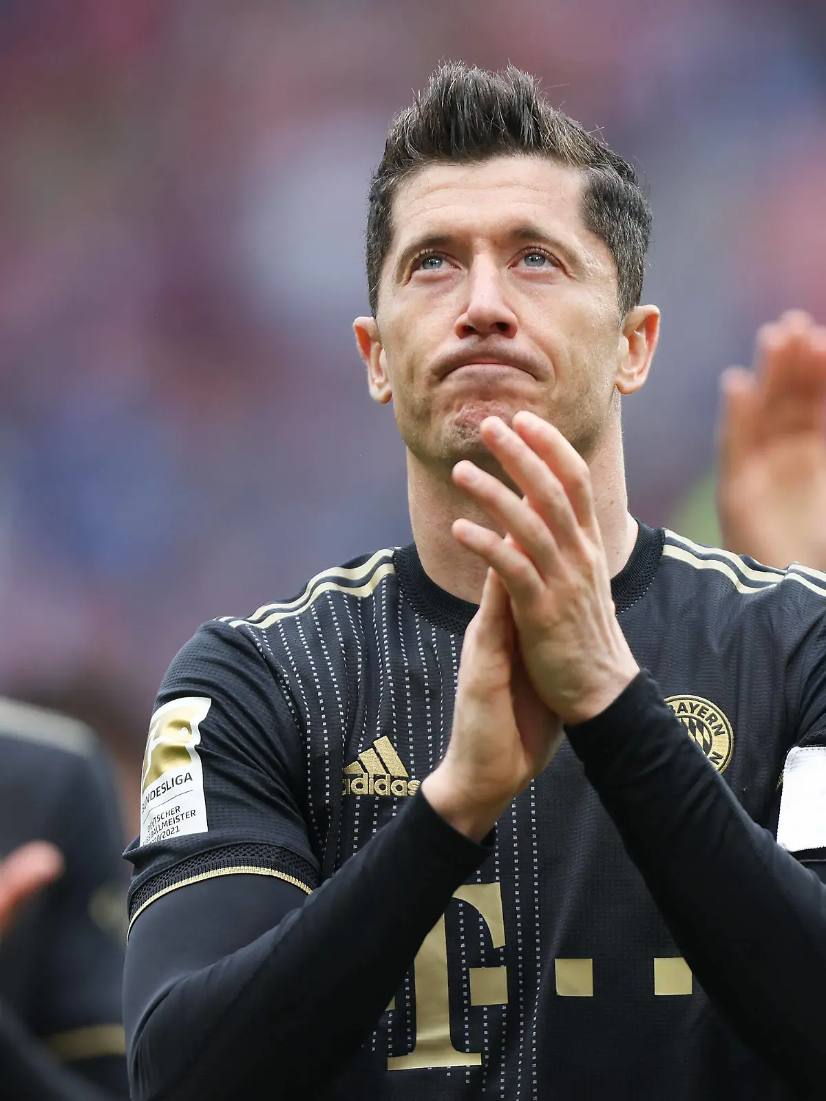  1. FSV Mainz 05 - FC Bayern München, 1. FBL Robert Lewandowski Bayern München, 9. Bundesligaspiel zwischen dem 1. FSV Mainz 05 und dem FC Bayern München am 30. April 2022 in der Mewa Arena in Mainz. Nach Vorgaben der DFL, Deutsche Fußball Liga, ist es untersagt, in dem Stadion und/oder vom Spiel angefertigte Fotoaufnahmen in Form von Sequenzbildern und/oder videoähnlichen Fotostrecken zu verwerten bzw. verwerten zu lassen., Mainz Rheinland-Pfalz Deutschland Mewa Arena *** 1 FSV Mainz 05 FC Bayern München, 1 FBL Robert Lewandowski Bayern München, 9 Bundesliga match between 1 FSV Mainz 05 and FC Bayern München on 30 April 2022 at the Mewa Arena in Mainz According to the regulations of the DFL, Deutsche Fußball Liga, it is prohibited to exploit or have exploited in the stadium and or from the game made photographs in the form of sequence pictures and or video-like photo series, Mainz Rheinland Pfalz Germany Mewa Arena