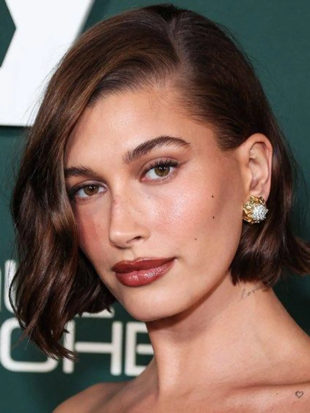 Babybauch war noch nie so stylisch: Hailey Bieber feiert Baby Shower