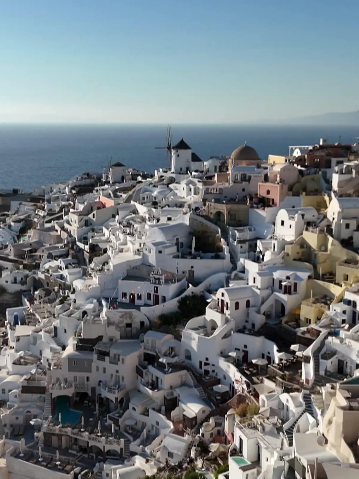 Bild zu: "Santorini ruft Lockdown aus"